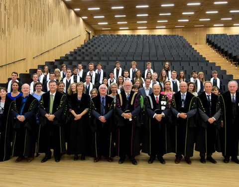 Proclamatie 2013/2014 faculteit Economie en Bedrijfskunde-45876