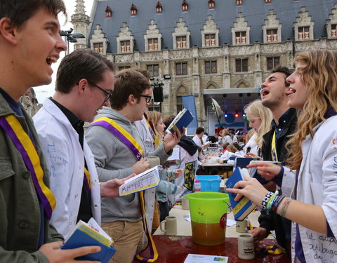 FK Beiaardcantus 2014 op Sint-Baafsplein-45949