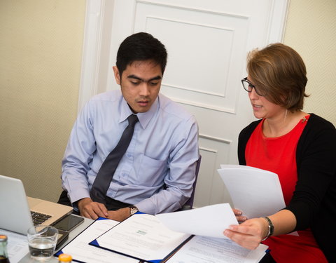 Ondertekening overeenkomst met Indonesische delegatie-46471