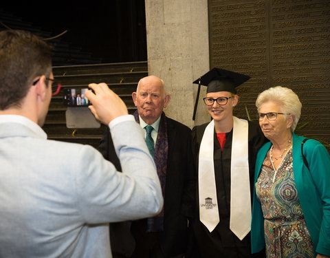 Proclamatie 2013/2014 faculteit Geneeskunde en Gezondheidswetenschappen-46558