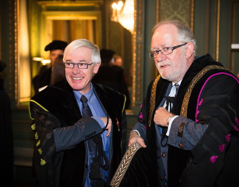 Uitreiking institutioneel eredoctoraat-47127