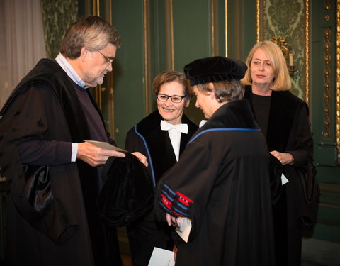 Uitreiking institutioneel eredoctoraat-47128