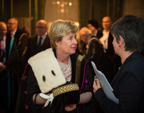 Uitreiking institutioneel eredoctoraat-47138