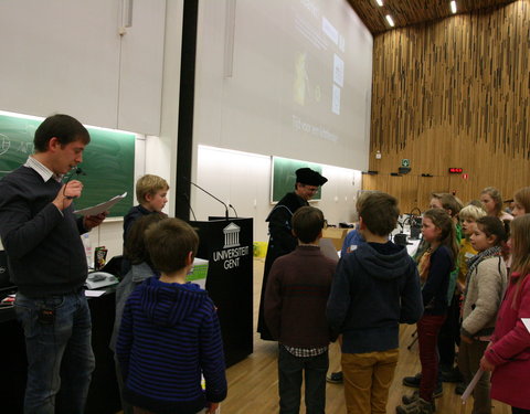 Kinderuniversiteit 'Licht'-48324