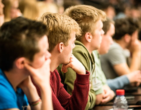 Lezing over internationale conflicten georganiseerd door Politeia en studentenraad StuRa-49941