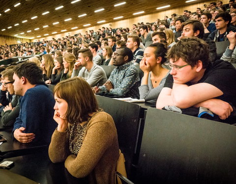 Lezing over internationale conflicten georganiseerd door Politeia en studentenraad StuRa-49949