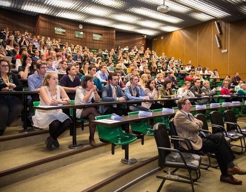 5de editie StudentenOnderzoekSymposium (SOS) georganiseerd door StuGG (Studentenraad Geneeskunde en Gezondheidswetenschappen)-51