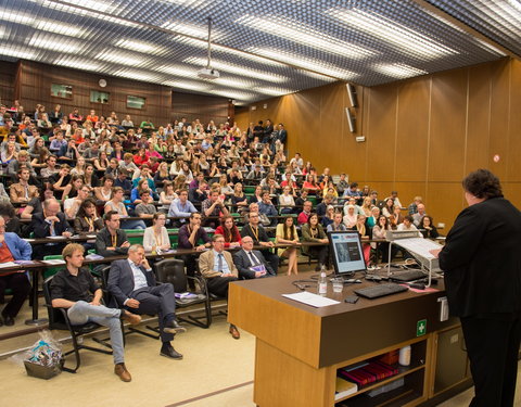 5de editie StudentenOnderzoekSymposium (SOS) georganiseerd door StuGG (Studentenraad Geneeskunde en Gezondheidswetenschappen)-51