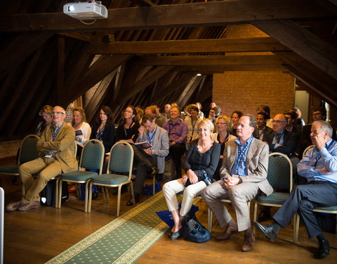 Bezoek Vereniging van Samenwerkende Nederlandse Universiteiten (VSNU) aan de UGent-54185