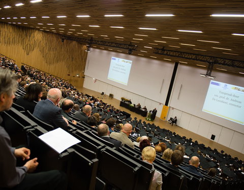 Proclamatie 2014/2015 faculteit Letteren en Wijsbegeerte-55297