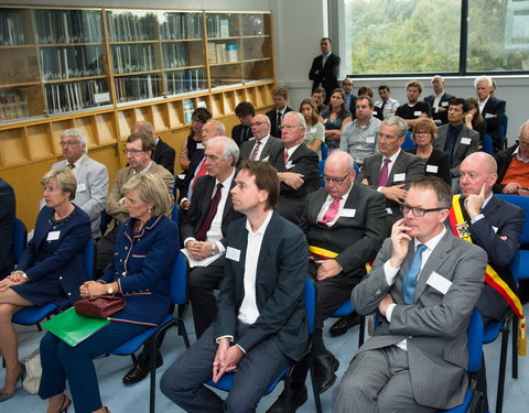 Bezoek H.K.H. Prinses Astrid aan VIB en UGent MS-onderzoeksprojecten-55549