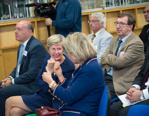 Bezoek H.K.H. Prinses Astrid aan VIB en UGent MS-onderzoeksprojecten-55550