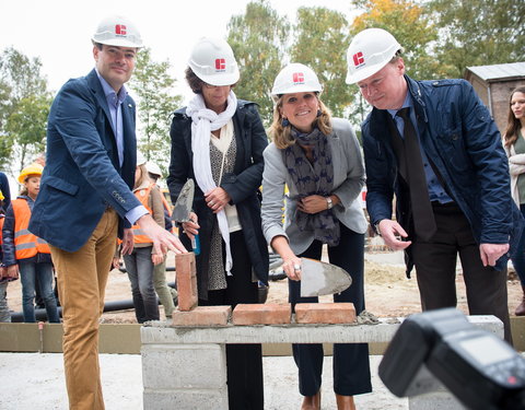 Eerstesteenlegging nieuwe schoolgebouw van de International School of Ghent (ISG) aan De Pintelaan-57268