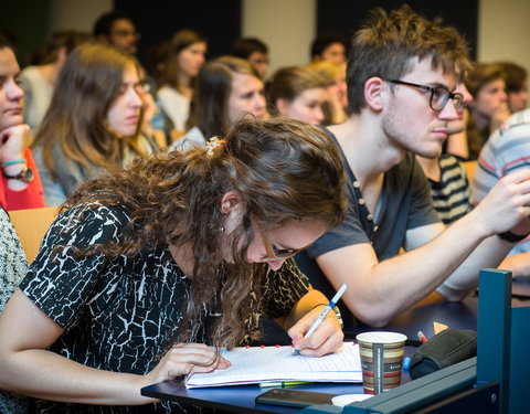 Gastcollege aan ingenieursstudenten-57977