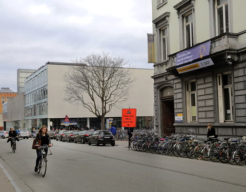 Baches van Innoversity Challenge UGent in het Gentse straatbeeld-58994