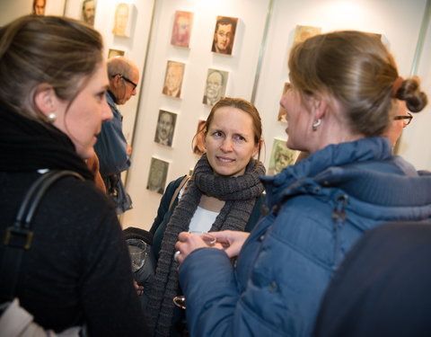 Opening tentoonstelling 'Belgische koorddansers’ met 52 schilderijen van Belgische premiers-59062