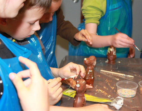 Kinderuniversiteit 'Groeit chocolade aan de bomen?'-5935