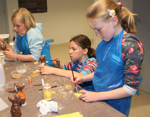 Kinderuniversiteit 'Groeit chocolade aan de bomen?'-5939