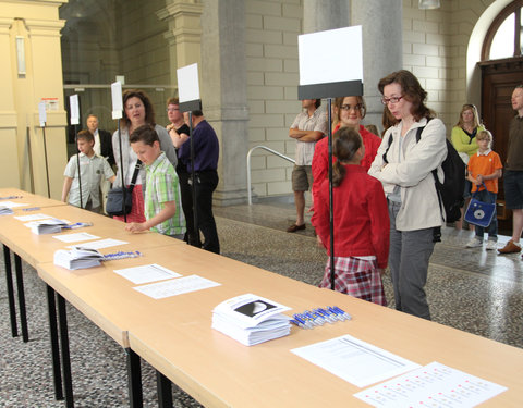 Kinderuniversiteit Gent over sterren en planeten, organisatie UGent en Volkssterrenwacht Armand Pien-5972