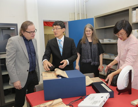 Opening Taiwan Resource Center for Chinese Studies in de vakgroepbibliotheek Sinologie-60003