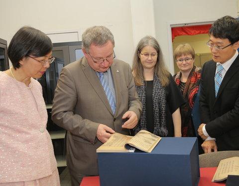 Opening Taiwan Resource Center for Chinese Studies in de vakgroepbibliotheek Sinologie-60004