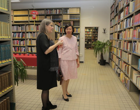 Opening Taiwan Resource Center for Chinese Studies in de vakgroepbibliotheek Sinologie-60006