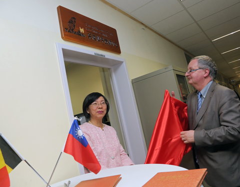 Opening Taiwan Resource Center for Chinese Studies in de vakgroepbibliotheek Sinologie-60055