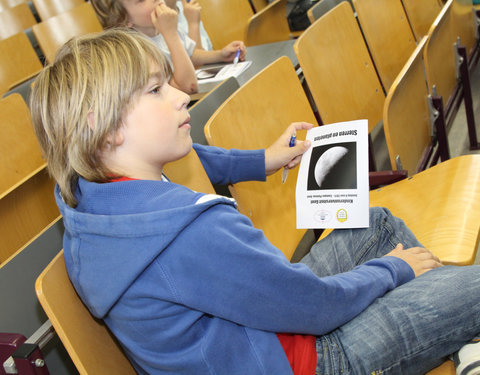 Kinderuniversiteit Gent over sterren en planeten, organisatie UGent en Volkssterrenwacht Armand Pien-6015