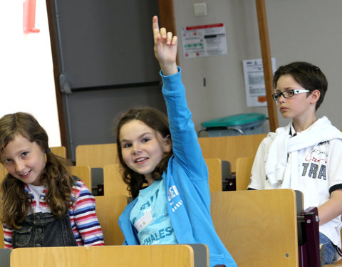 Kinderuniversiteit Gent over sterren en planeten, organisatie UGent en Volkssterrenwacht Armand Pien-6025