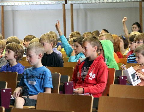 Kinderuniversiteit Gent over sterren en planeten, organisatie UGent en Volkssterrenwacht Armand Pien-6028