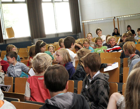 Kinderuniversiteit Gent over sterren en planeten, organisatie UGent en Volkssterrenwacht Armand Pien-6047