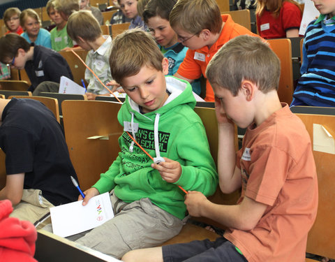 Kinderuniversiteit Gent over sterren en planeten, organisatie UGent en Volkssterrenwacht Armand Pien-6050