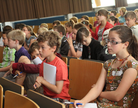 Kinderuniversiteit Gent over sterren en planeten, organisatie UGent en Volkssterrenwacht Armand Pien-6051