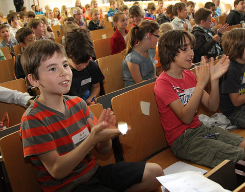 Kinderuniversiteit Gent over sterren en planeten, organisatie UGent en Volkssterrenwacht Armand Pien-6054