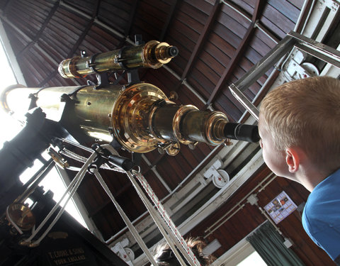 Kinderuniversiteit Gent over sterren en planeten, organisatie UGent en Volkssterrenwacht Armand Pien-6075