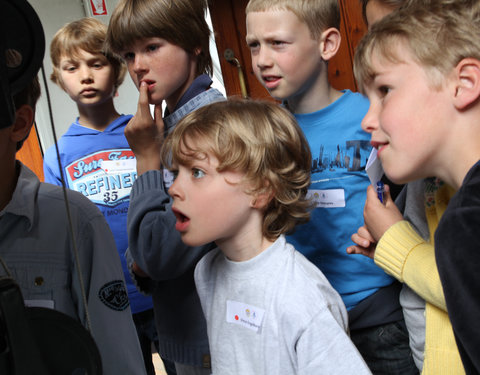 Kinderuniversiteit Gent over sterren en planeten, organisatie UGent en Volkssterrenwacht Armand Pien-6077