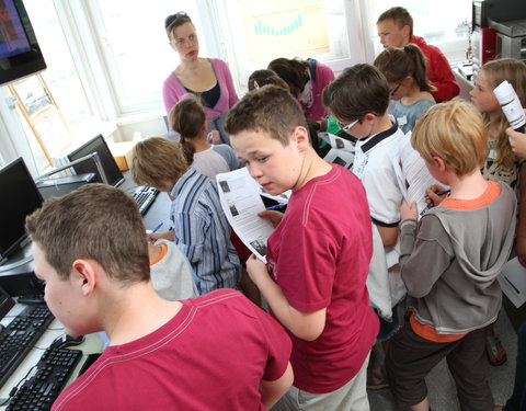 Kinderuniversiteit Gent over sterren en planeten, organisatie UGent en Volkssterrenwacht Armand Pien-6087