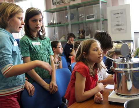 Kinderuniversiteit Gent over sterren en planeten, organisatie UGent en Volkssterrenwacht Armand Pien-6092