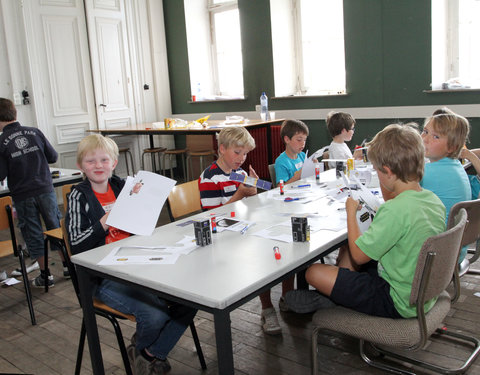 Kinderuniversiteit Gent over sterren en planeten, organisatie UGent en Volkssterrenwacht Armand Pien-6101