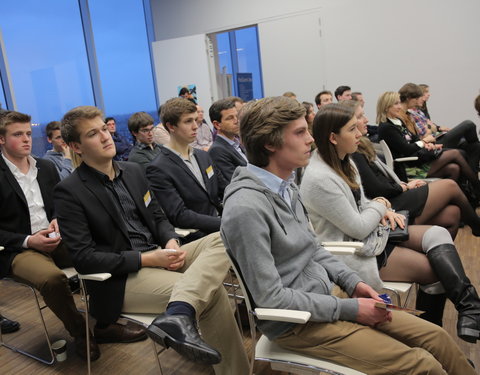 Uitreiking eerste attesten bedrijfsbeheer aan Gentse studenten -61012