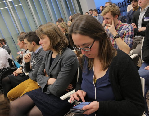 Uitreiking eerste attesten bedrijfsbeheer aan Gentse studenten -61020