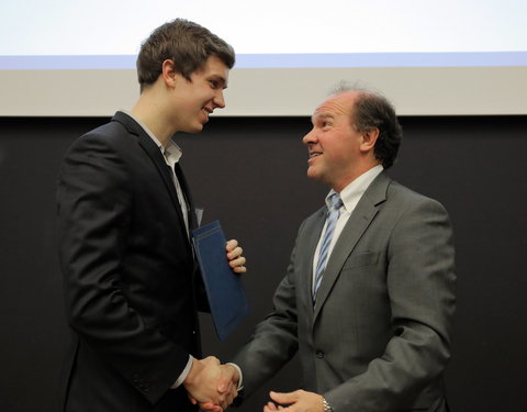 Uitreiking eerste attesten bedrijfsbeheer aan Gentse studenten -61046