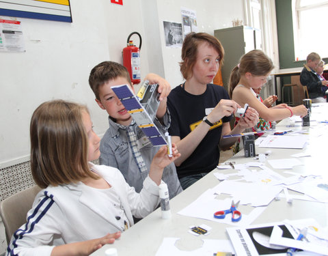 Kinderuniversiteit Gent over sterren en planeten, organisatie UGent en Volkssterrenwacht Armand Pien-6107