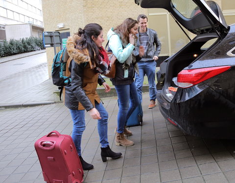 Check-in van buitenlandse studenten, georganiseerd door afdeling Huisvesting-61077