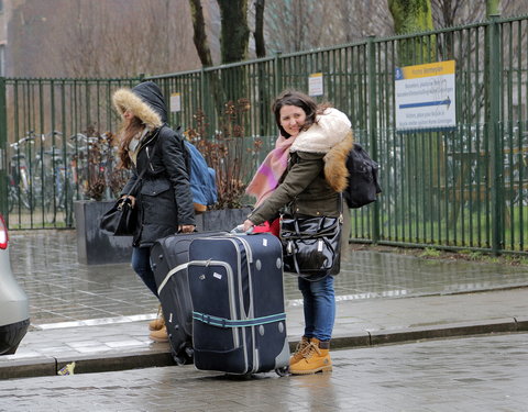 Check-in van buitenlandse studenten, georganiseerd door afdeling Huisvesting-61078