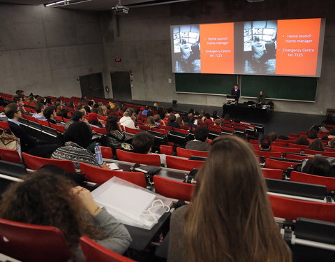 Infosessie door afdeling Huisvesting voor nieuwe buitenlandse studenten-61124