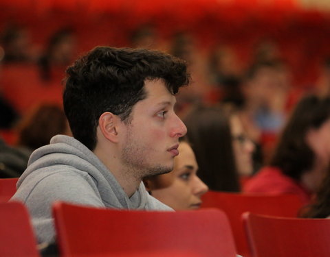 Infosessie door afdeling Huisvesting voor nieuwe buitenlandse studenten-61125