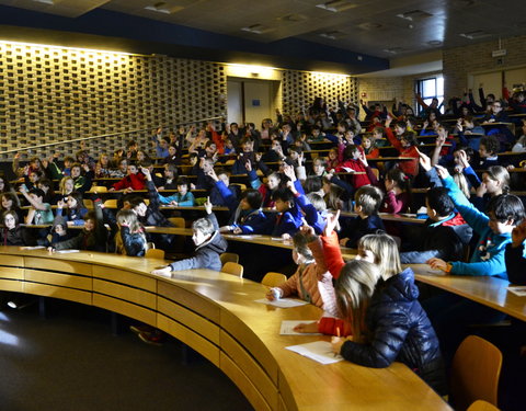 Kinderuniversiteit in Campus Schoonmeersen: 'Hoe maak je het? Met een ingenieur!'-61209