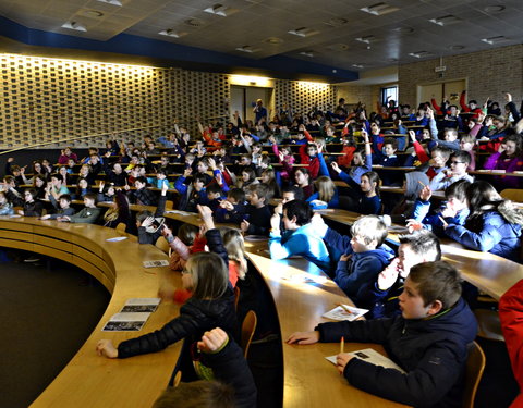 Kinderuniversiteit in Campus Schoonmeersen: 'Hoe maak je het? Met een ingenieur!'-61215