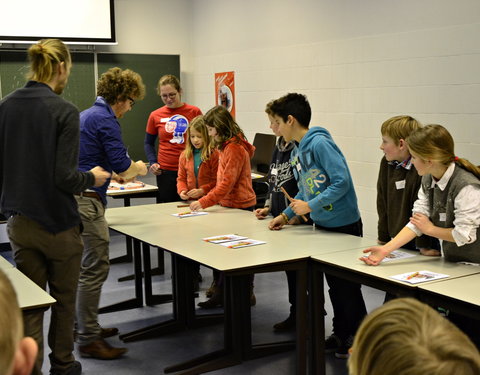 Kinderuniversiteit in Campus Schoonmeersen: 'Hoe maak je het? Met een ingenieur!'-61219